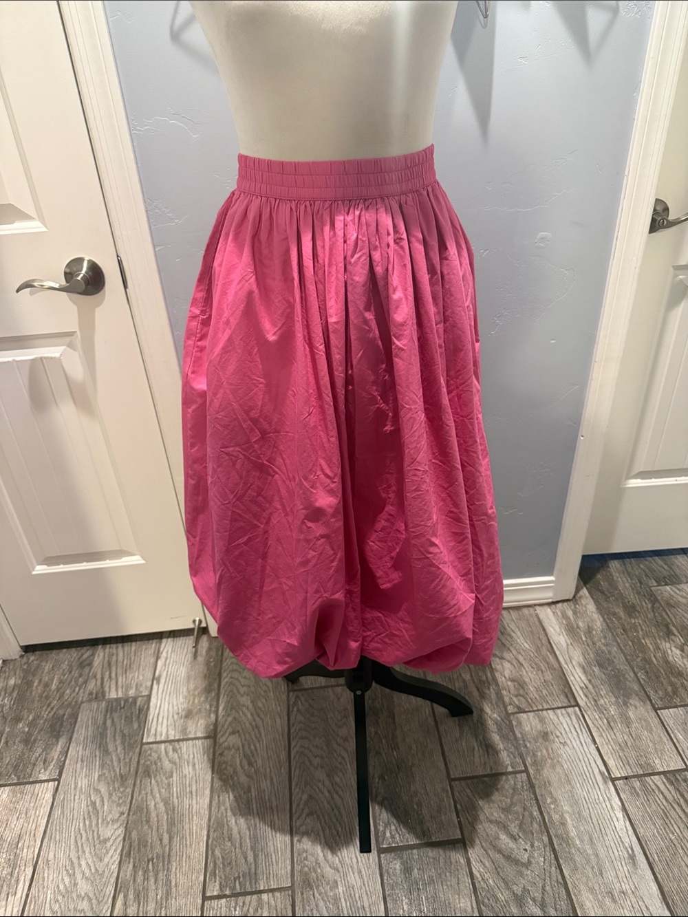 Pink Gathered Midi Skirt - Elastic Waist. Sz Large. NWOT